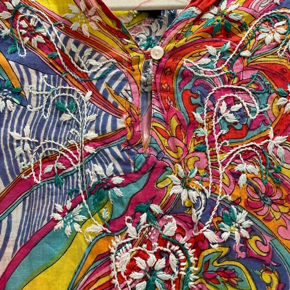 Embroidered tunic - Picture 2 of 3